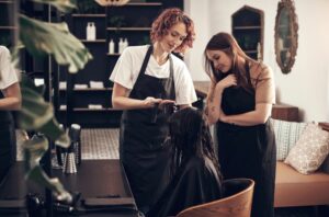 salão-parceiro-ou-CLT